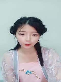 9分顏值極品女神！甜美性感又迷人！修長美腿高跟鞋，假屌磨蹭無毛美穴，翹起屁股後入抽插